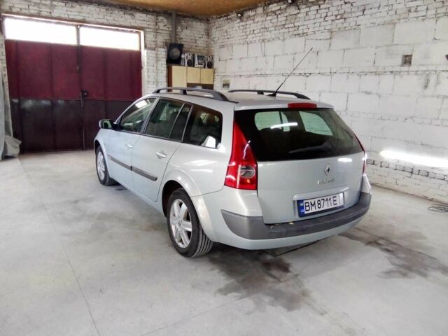 Серый Рено 4, объемом двигателя 2 л и пробегом 190 тыс. км за 4700 $, фото 3 на Automoto.ua