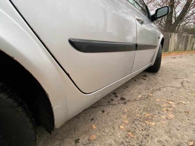 Серый Рено 4, объемом двигателя 1.6 л и пробегом 243 тыс. км за 4718 $, фото 5 на Automoto.ua