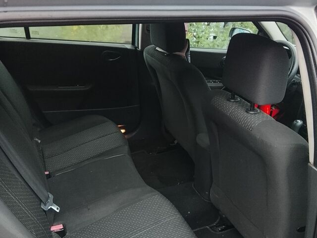 Серый Рено 4, объемом двигателя 1.4 л и пробегом 205 тыс. км за 3900 $, фото 4 на Automoto.ua