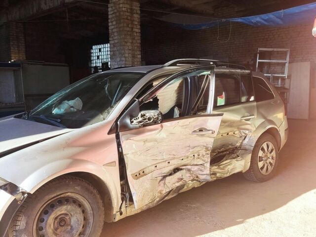 Серый Рено 4, объемом двигателя 1.5 л и пробегом 338 тыс. км за 2100 $, фото 12 на Automoto.ua