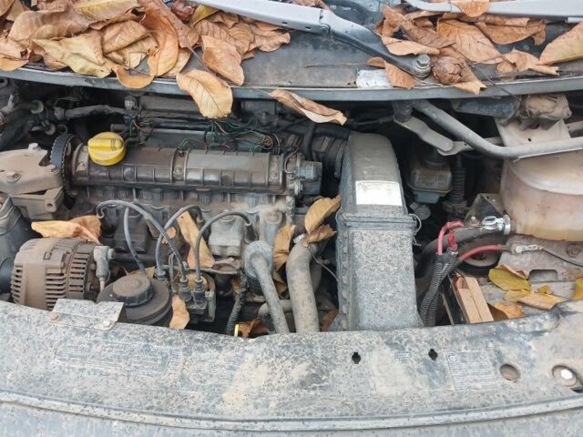 Сірий Рено 4, об'ємом двигуна 0 л та пробігом 1000 тис. км за 477 $, фото 1 на Automoto.ua