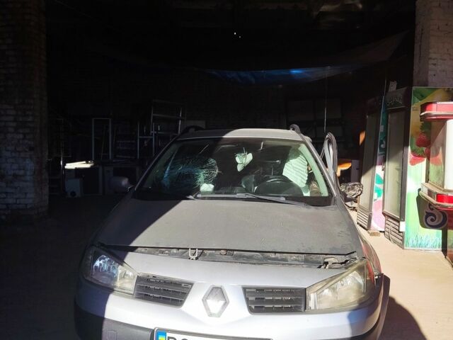 Серый Рено 4, объемом двигателя 1.5 л и пробегом 338 тыс. км за 2100 $, фото 10 на Automoto.ua