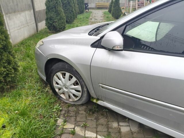 Серый Рено 4, объемом двигателя 1 л и пробегом 248 тыс. км за 3800 $, фото 3 на Automoto.ua