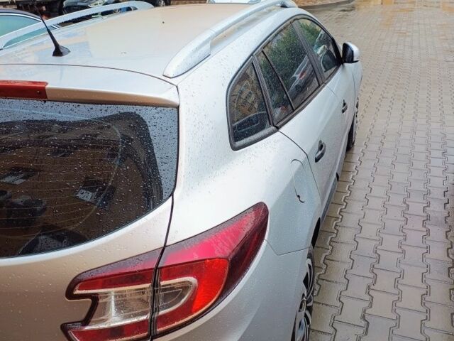 Серый Рено 4, объемом двигателя 1.6 л и пробегом 230 тыс. км за 5500 $, фото 6 на Automoto.ua