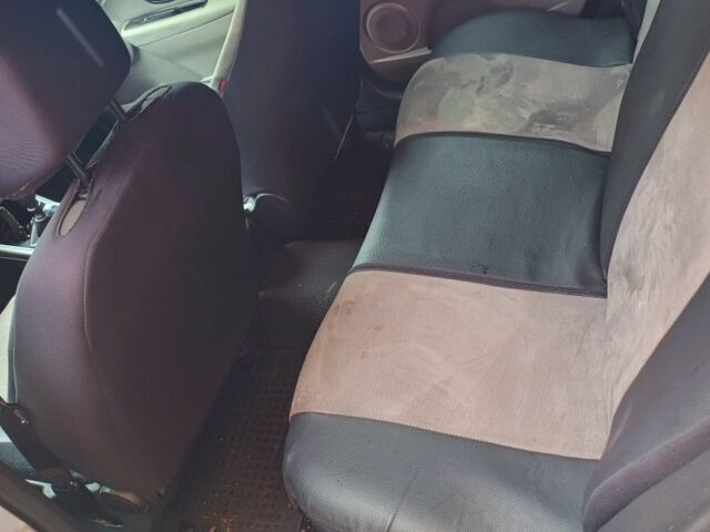 Серый Рено 4, объемом двигателя 1.6 л и пробегом 230 тыс. км за 5500 $, фото 3 на Automoto.ua