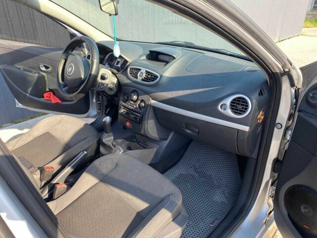 Сірий Рено 4, об'ємом двигуна 1.5 л та пробігом 270 тис. км за 5200 $, фото 6 на Automoto.ua