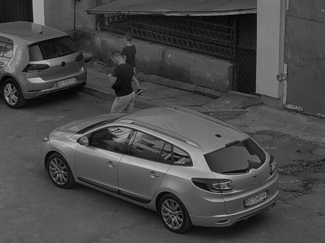 Серый Рено 4, объемом двигателя 1.5 л и пробегом 198 тыс. км за 7950 $, фото 4 на Automoto.ua