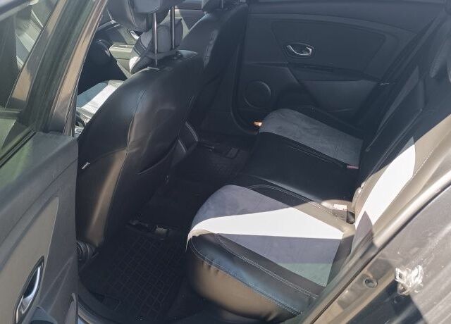 Серый Рено 4, объемом двигателя 1.5 л и пробегом 332 тыс. км за 7500 $, фото 9 на Automoto.ua