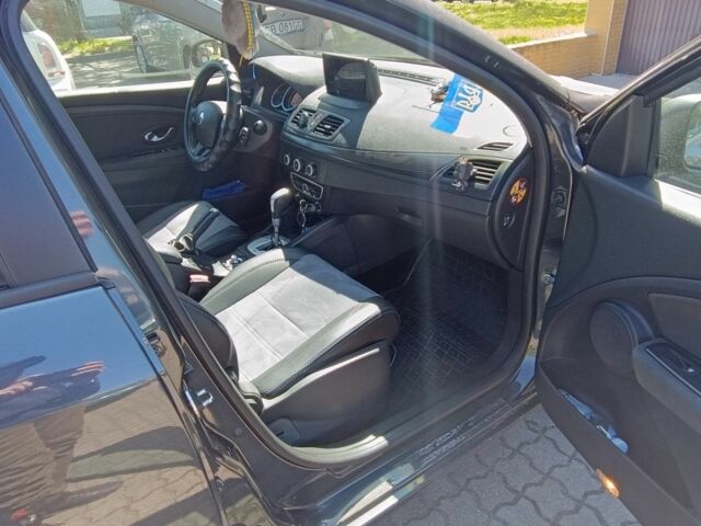 Серый Рено 4, объемом двигателя 1.5 л и пробегом 332 тыс. км за 7500 $, фото 3 на Automoto.ua