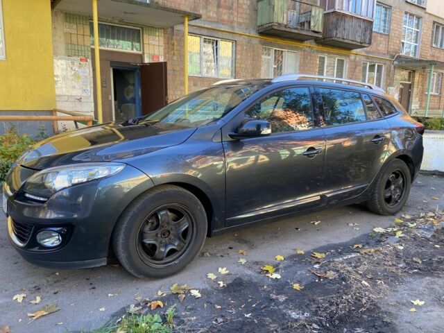 Сірий Рено 4, об'ємом двигуна 1.5 л та пробігом 320 тис. км за 7000 $, фото 1 на Automoto.ua