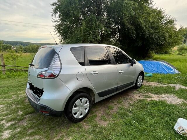 Серый Рено 4, объемом двигателя 1.5 л и пробегом 180 тыс. км за 7000 $, фото 3 на Automoto.ua