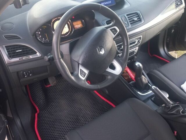 Серый Рено 4, объемом двигателя 1.5 л и пробегом 208 тыс. км за 7200 $, фото 9 на Automoto.ua