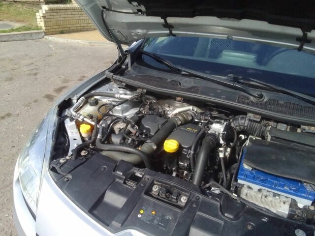 Серый Рено 4, объемом двигателя 1.5 л и пробегом 164 тыс. км за 8200 $, фото 6 на Automoto.ua