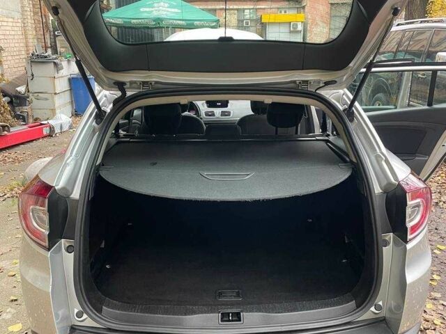 Серый Рено 4, объемом двигателя 1.5 л и пробегом 281 тыс. км за 7400 $, фото 6 на Automoto.ua