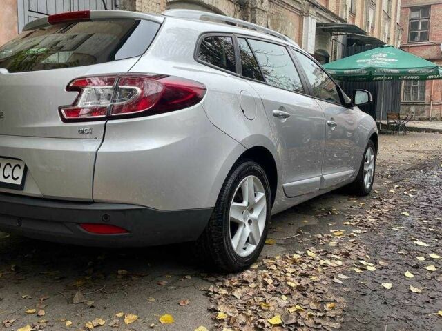 Серый Рено 4, объемом двигателя 1.5 л и пробегом 281 тыс. км за 7400 $, фото 2 на Automoto.ua