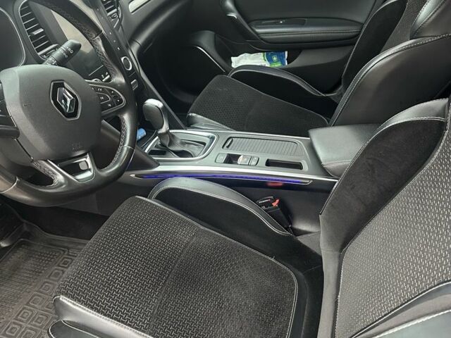 Рено 4 2016 в Чернигове на Automoto.ua Серый Рено 4, объемом двигателя 1.5 л и пробегом 185 тыс. км за 15200 $, фото 3 на Automoto.ua