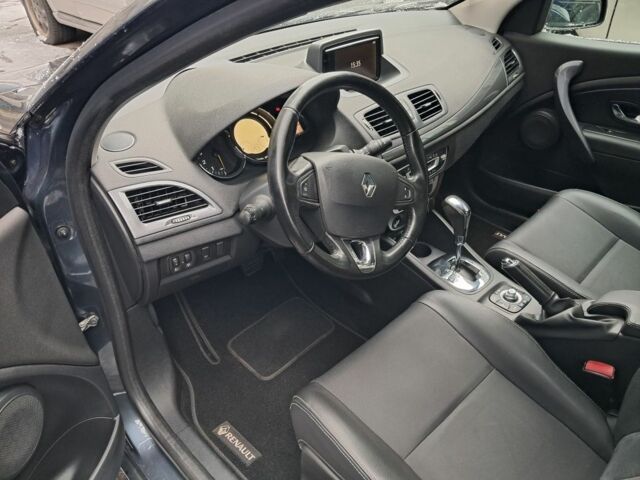 Серый Рено 4, объемом двигателя 0 л и пробегом 243 тыс. км за 9500 $, фото 3 на Automoto.ua