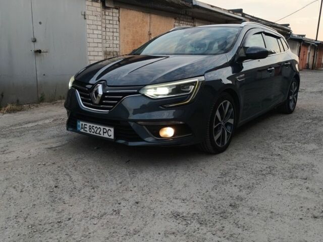Серый Рено 4, объемом двигателя 1.5 л и пробегом 204 тыс. км за 12892 $, фото 3 на Automoto.ua