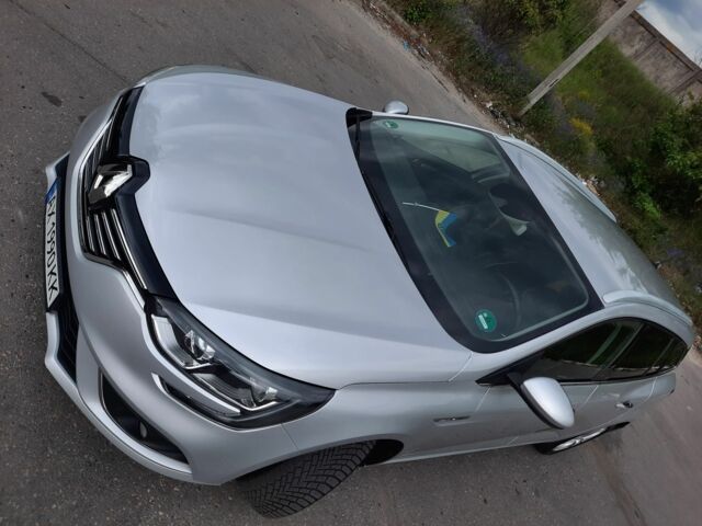 Серый Рено 4, объемом двигателя 1.5 л и пробегом 230 тыс. км за 14500 $, фото 2 на Automoto.ua