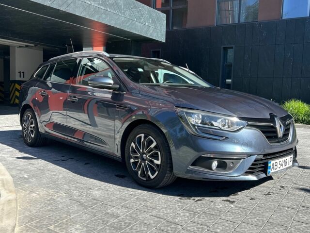 Серый Рено 4, объемом двигателя 1.5 л и пробегом 153 тыс. км за 13300 $, фото 2 на Automoto.ua