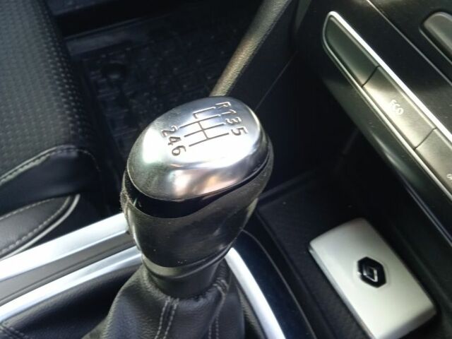 Серый Рено 4, объемом двигателя 1.6 л и пробегом 238 тыс. км за 12100 $, фото 2 на Automoto.ua