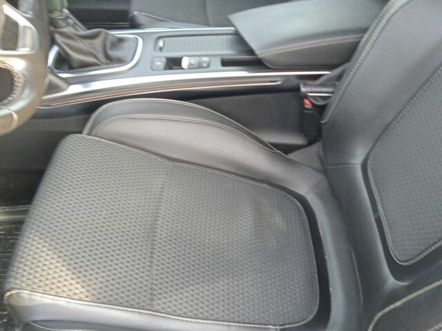 Серый Рено 4, объемом двигателя 1.6 л и пробегом 238 тыс. км за 12100 $, фото 5 на Automoto.ua