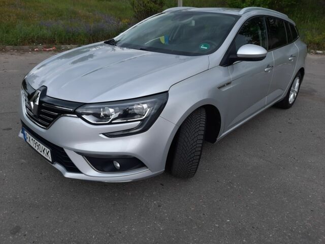 Серый Рено 4, объемом двигателя 1.5 л и пробегом 230 тыс. км за 14500 $, фото 4 на Automoto.ua