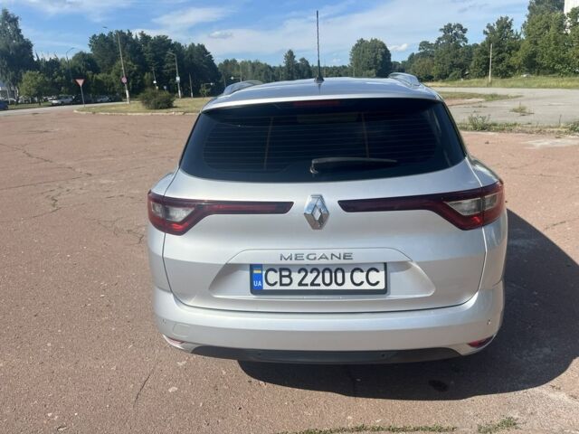Серый Рено 4, объемом двигателя 1.5 л и пробегом 234 тыс. км за 12600 $, фото 2 на Automoto.ua