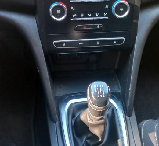 Сірий Рено 4, об'ємом двигуна 1.5 л та пробігом 208 тис. км за 12523 $, фото 17 на Automoto.ua