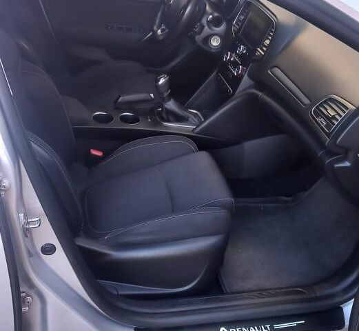 Сірий Рено 4, об'ємом двигуна 1.5 л та пробігом 208 тис. км за 12523 $, фото 14 на Automoto.ua