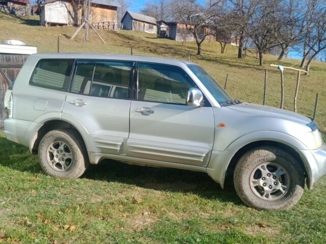 Сірий Рено 4, об'ємом двигуна 3 л та пробігом 3 тис. км за 7300 $, фото 3 на Automoto.ua