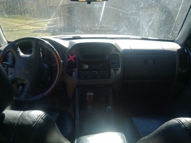 Сірий Рено 4, об'ємом двигуна 3 л та пробігом 3 тис. км за 7300 $, фото 5 на Automoto.ua