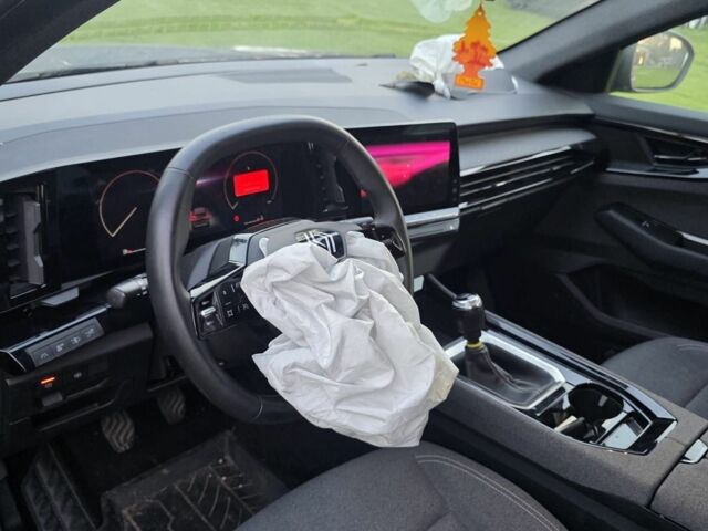 Сірий Рено 4, об'ємом двигуна 0 л та пробігом 19 тис. км за 12258 $, фото 10 на Automoto.ua