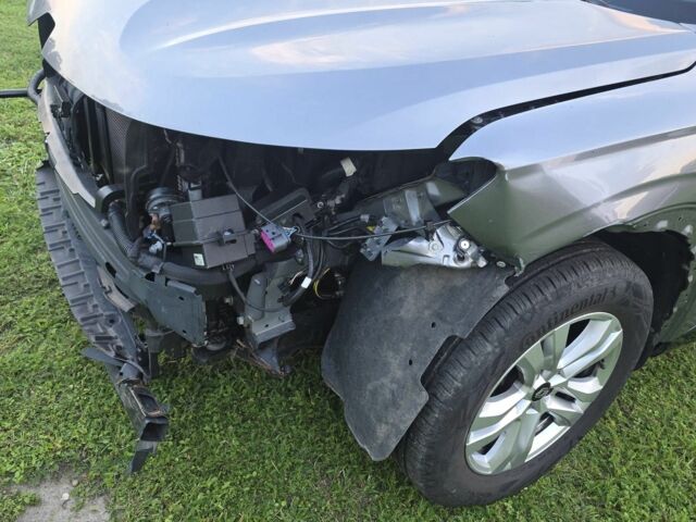 Сірий Рено 4, об'ємом двигуна 0 л та пробігом 19 тис. км за 12258 $, фото 7 на Automoto.ua