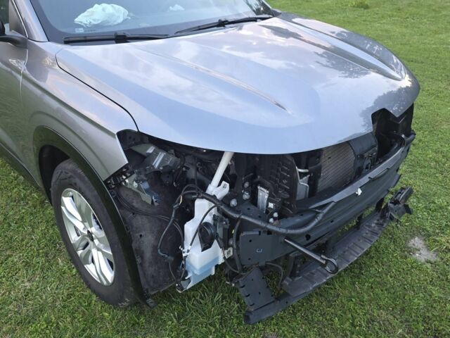 Сірий Рено 4, об'ємом двигуна 0 л та пробігом 19 тис. км за 12258 $, фото 2 на Automoto.ua