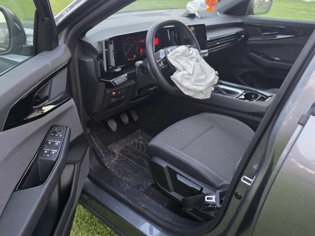 Сірий Рено 4, об'ємом двигуна 0 л та пробігом 19 тис. км за 12258 $, фото 12 на Automoto.ua