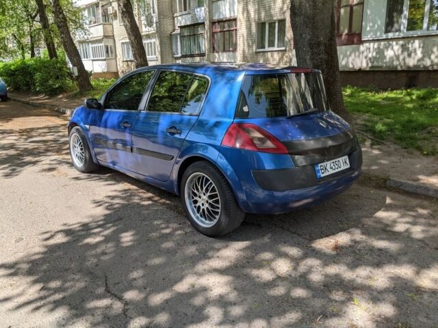 Синий Рено 4, объемом двигателя 1.5 л и пробегом 300 тыс. км за 3200 $, фото 2 на Automoto.ua