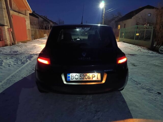 Синій Рено 4, об'ємом двигуна 1.5 л та пробігом 320 тис. км за 4550 $, фото 7 на Automoto.ua