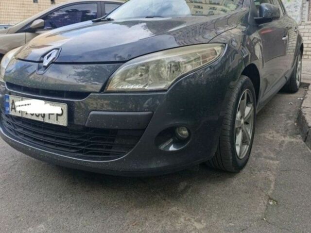 Синий Рено 4, объемом двигателя 2 л и пробегом 210 тыс. км за 3800 $, фото 4 на Automoto.ua