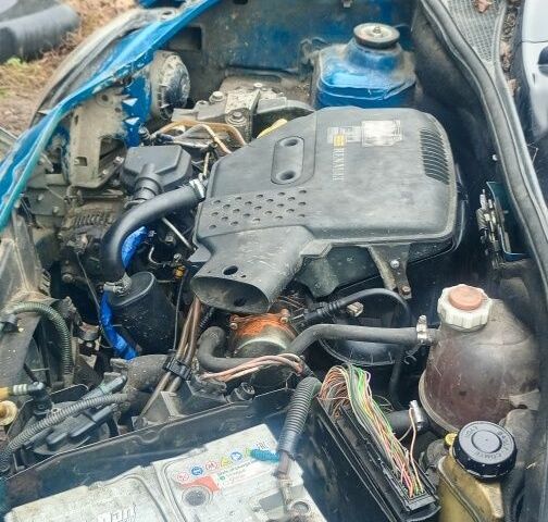 Синий Рено 4, объемом двигателя 1.9 л и пробегом 200 тыс. км за 2800 $, фото 4 на Automoto.ua