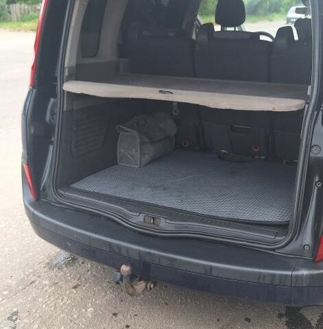 Синий Рено 4, объемом двигателя 1.9 л и пробегом 317 тыс. км за 7000 $, фото 6 на Automoto.ua