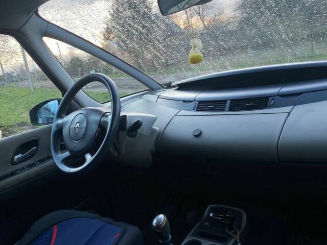 Синий Рено 4, объемом двигателя 1.9 л и пробегом 336 тыс. км за 5100 $, фото 3 на Automoto.ua