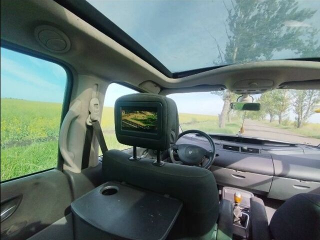 Синий Рено 4, объемом двигателя 2 л и пробегом 270 тыс. км за 4700 $, фото 5 на Automoto.ua