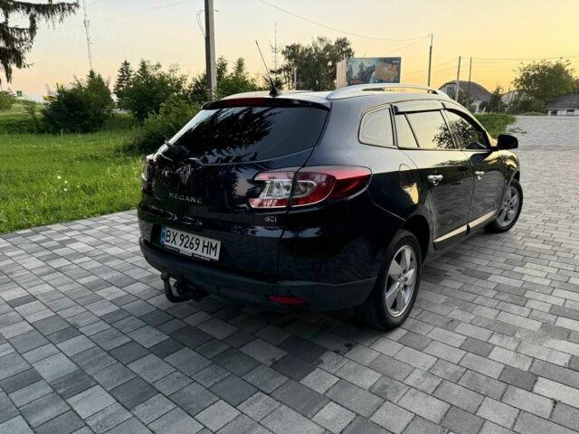 Синий Рено 4, объемом двигателя 1.5 л и пробегом 247 тыс. км за 6560 $, фото 2 на Automoto.ua