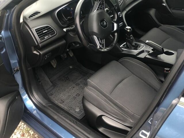 Синий Рено 4, объемом двигателя 1.5 л и пробегом 164 тыс. км за 11900 $, фото 5 на Automoto.ua