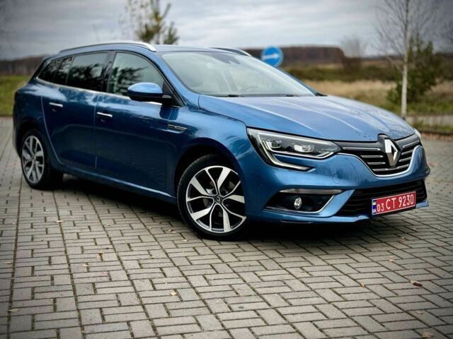 Синий Рено 4, объемом двигателя 0 л и пробегом 217 тыс. км за 13500 $, фото 1 на Automoto.ua