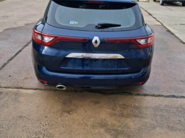 Синій Рено 4, об'ємом двигуна 6 л та пробігом 3 тис. км за 13927 $, фото 4 на Automoto.ua