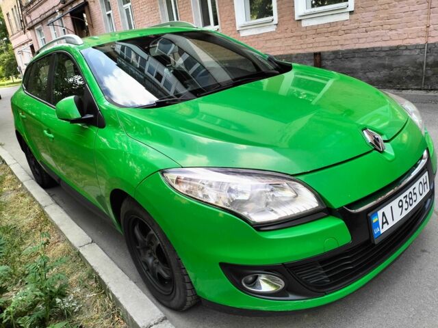 Зеленый Рено 4, объемом двигателя 1.5 л и пробегом 330 тыс. км за 6700 $, фото 1 на Automoto.ua