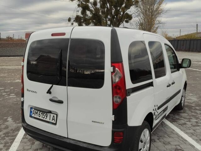 Білий Рено 5, об'ємом двигуна 1.5 л та пробігом 213 тис. км за 6500 $, фото 3 на Automoto.ua