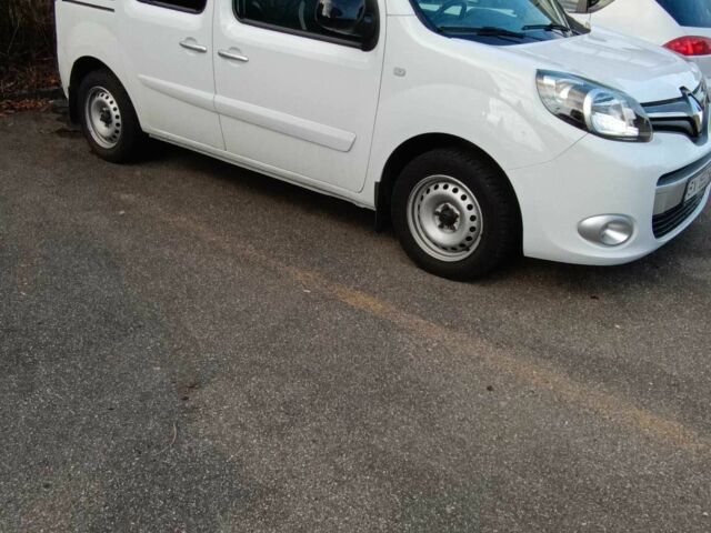 Белый Рено 5, объемом двигателя 1.5 л и пробегом 195 тыс. км за 9872 $, фото 7 на Automoto.ua